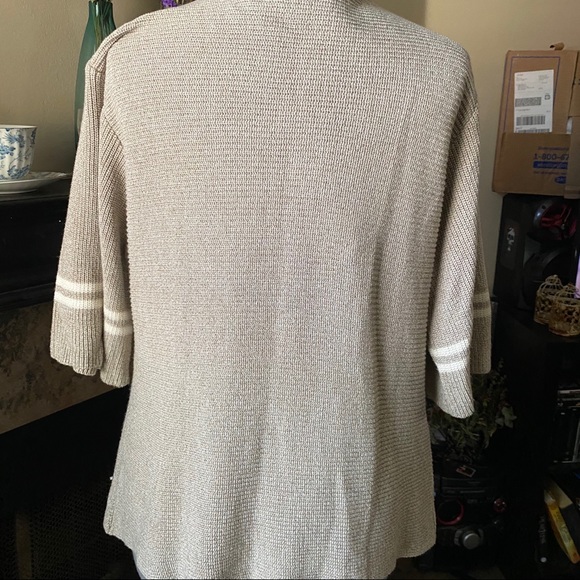 Short Sleeved Orvis Blouse - Picture 2 of 4